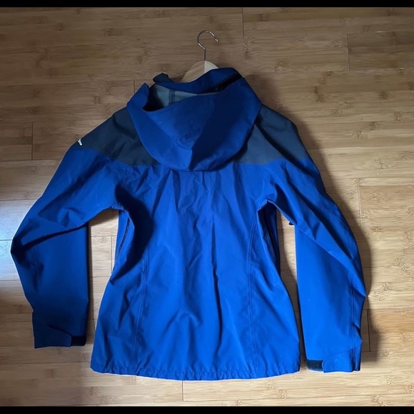 Taiga Blue Waterproof Jacket - Picture 2 of 4